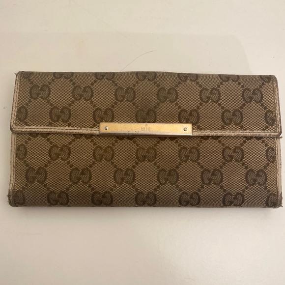 Gucci Handbags - Gucci Monogram Wallet